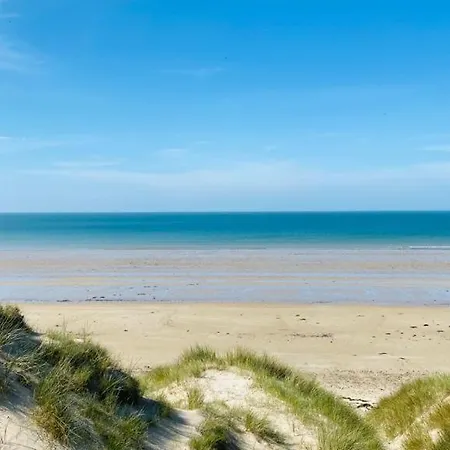 Dom wakacyjny La Tireliere, Longere Bord De Avec Jardin Surville (Manche)