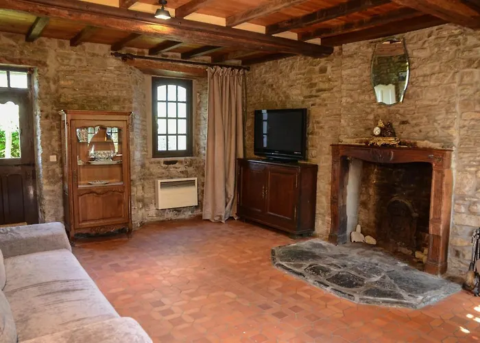 La Tireliere, Longere Bord De Avec Jardin *