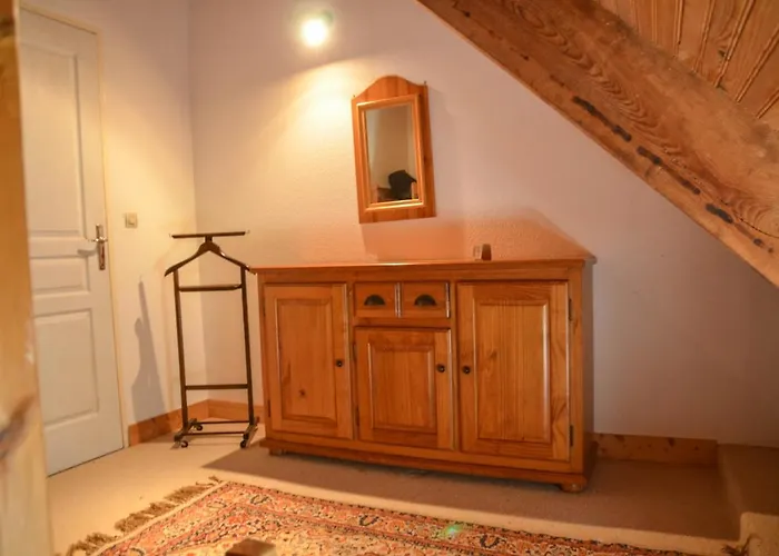 La Tireliere, Longere Bord De Avec Jardin * Surville (Manche)