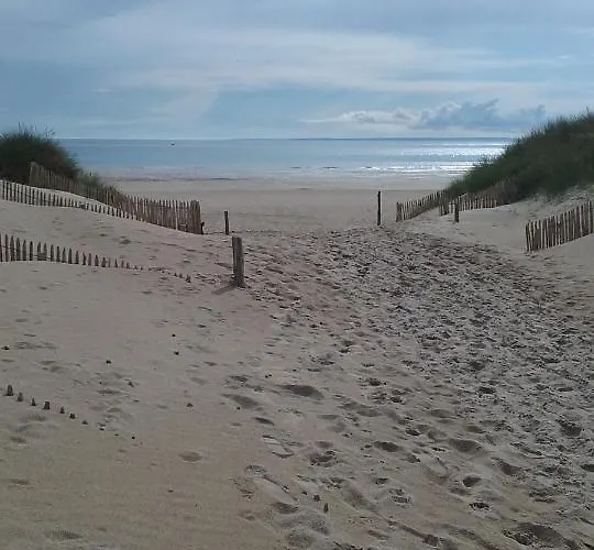 Ferienhaus La Tireliere, Longere Bord De Avec Jardin Surville (Manche)