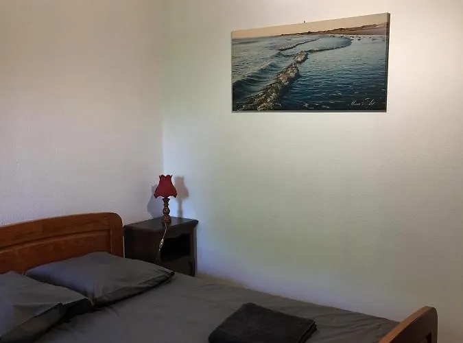 La Tireliere, Longere Bord De Avec Jardin