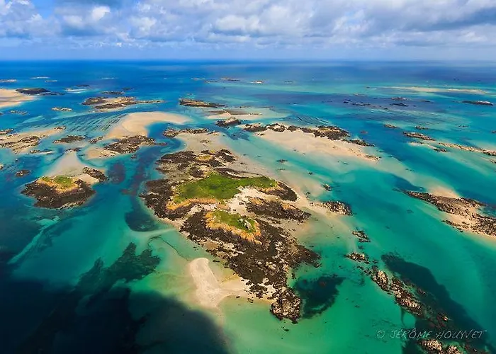 La Tireliere, Longere Bord De Avec Jardin Ferienhaus